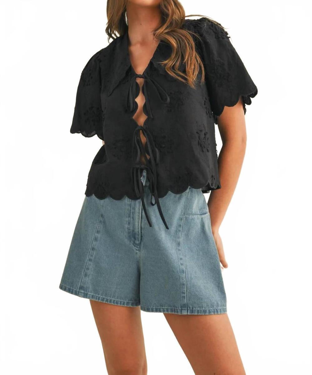 NEW &MERCI tie front collard lace top in black